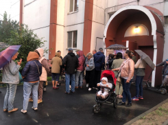 Воронежцы выступили против председателя ТСЖ, которая мечтает о личном офисе посреди двора