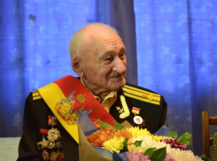 Сто лет исполнилось воронежскому ветерану ВОВ Александру Мозговому