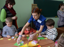 Пасхальному квиллингу и декупажу научили детей в Воронежской области