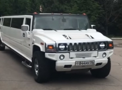 На выпускной из детсада воронежцы арендовали чадам Hummer и роскошный отель