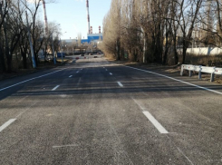 В Воронеже раньше срока открыли мост через маленькую речку на Машмете
