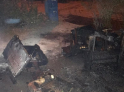 Двор очистили от бабушек огнем в Воронеже