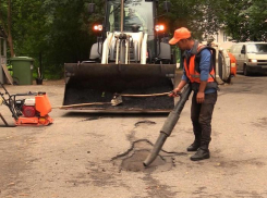 Чиновники заставили СМУ-90 отремонтировать дороги за свой счет