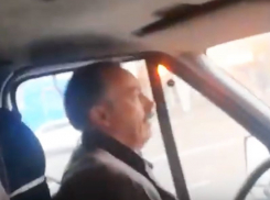 Перебранка воронежца с маршрутчиком из-за карты попала на видео