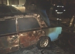 МАЗ и «копейка»  сгорели ночью в Воронеже