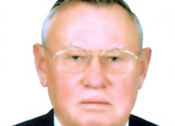 Колоритный воронежский экс-сенатор Николай Ольшанский отмечает 85-летний юбилей