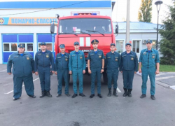 Троих детей и 94-летнюю бабушку спасли на пожаре под Воронежем 