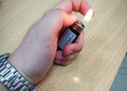 Коктейлем Молотова поджег офис воронежского фермера его бывший сотрудник 