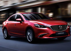 Супружеская пара автомойщиков угнала дорогую иномарку во время химчистки