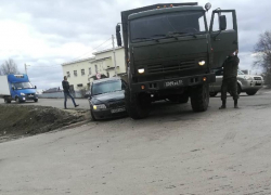 Последствия ДТП с военным грузовиком показали в Воронеже 