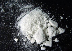 Наркоторгоцы попались при закладке героина в центре Воронежа 