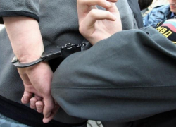 В Воронежской области будут судить парня, который напал на полицейского