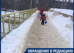 О половинчатой работе коммунальщиков на злосчастном мосту рассказал воронежец