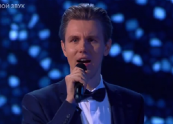Воронежский солист Иван Кураев покорил «Голос» песней Магомаева