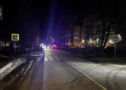 Неизвестного перебегающего дорогу пешехода насмерть сбили в Воронеже