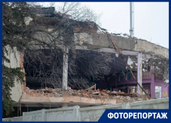 Исторические кадры: как сносят легендарный «Полтинник» в Воронеже