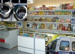 В Воронежской области подростки украли из 2 магазинов еду и деньги