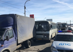 10 человек пострадали в массовом ДТП маршруток в Воронеже 