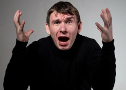 Замдиректора воронежского ЧОПа залез в кредиты в 10 разных банках 