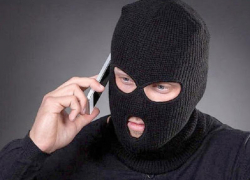 Жительница Воронежа потеряла миллион, поговорив по телефону