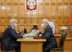 Победит ли губернатор Гусев плесень, одолевающую ветеранов в Воронеже