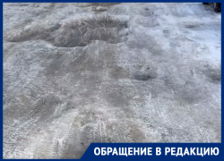 Снежные отверстия раздраконивают машины жителей Воронежа 