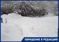 Снежную «стену» безразличия показали коммунальщики под Воронежем 