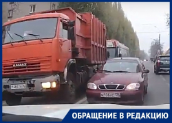 Дерзкий объезд пробки попал на видео в Воронеже