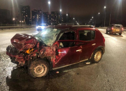 Четыре иномарки столкнулись на воронежском виадуке 