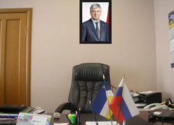 "Мы уже заказали": в пресс-службе правительства оценят постер Гусева с ВБ