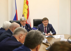 О чем говорил Гусев с депутатскими фракциями в Воронежской облдуме