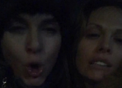 Секс-символ Мария Горбань записала странное видео после спектакля в Воронеже