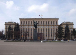 В Воронежской области кандидата на заместителя губернатора ищут в Интернете