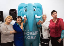 Воронежские пенсионеры пробуют «Жить по-новому!»: эксклюзивный фестиваль от «Новых людей»