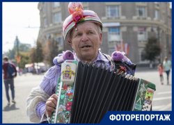 Ковидный День города в лицах: как ограничения испортили воронежцам праздник