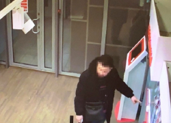 Серийный грабитель из Ростова-на-Дону попался в Воронеже 