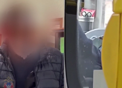 «Допустил оплошность»: воронежского маршрутчика привлекли к ответственности за телефон в руках 