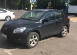 У воронежской автомобилистки отобрали Toyota RAV4 за 282 неоплаченных штрафа