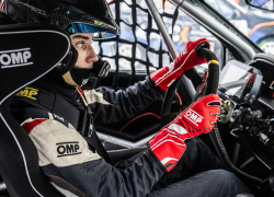 Воронежский гонщик одержал победу на этапе чемпионата России по ледовым гонкам 