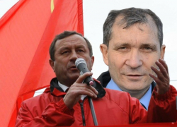 Что не поделили воронежские коммунисты Рудаков и Сухинин