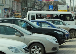 Красивые литые диски довели до греха липчанина, заехавшего ночью в Воронеж