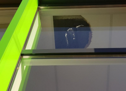 Сообщение об обрушении потолка в новой школе удивило мэрию Воронежа