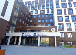 Кто может ходить в самую большую поликлинику Черноземья в Воронеже