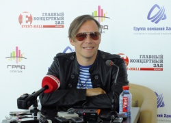 В Воронеже «Мумий Тролль» спел песни из нового альбома «SOS Матросу»