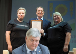 Гордеев снова ведёт в счёте против Гусева