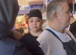 Силовики устроили рейд по мигрантам в точках общепита в Воронеже