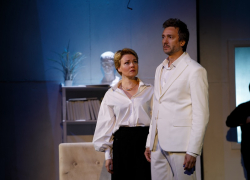 Спектакль Московского театра сатиры собрал полный зал в Нововоронеже