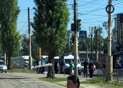 Пенсионерка умерла на остановке в Воронеже