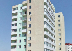 Жители многоэтажки на Ломоносова в Воронеже добиваются горячей воды много лет подряд