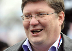 Депутат Госдумы от Единой России Андрей Исаев надебоширил в самолете (ВИДЕО)